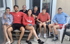 Merci au coach, accompagnant et nageurs de Grand Rodez Natation d'avoir accepté de partager le logement avec nos nageurs du CNA durant cette semaine de Championnats.
L'ambiance était Excellente !